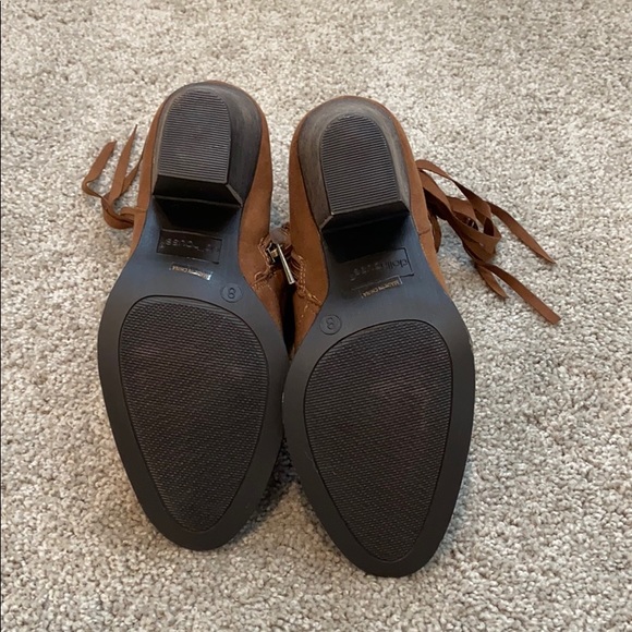 SOLD Women’s Brown Booties Size 8. Never worn. - Picture 3 of 3